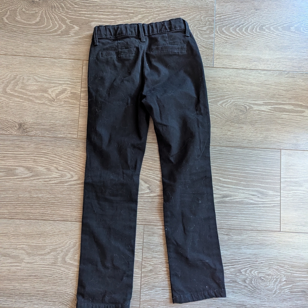 Childrens Place Size 6 Kids classic black pants for versatile style. Perfect for